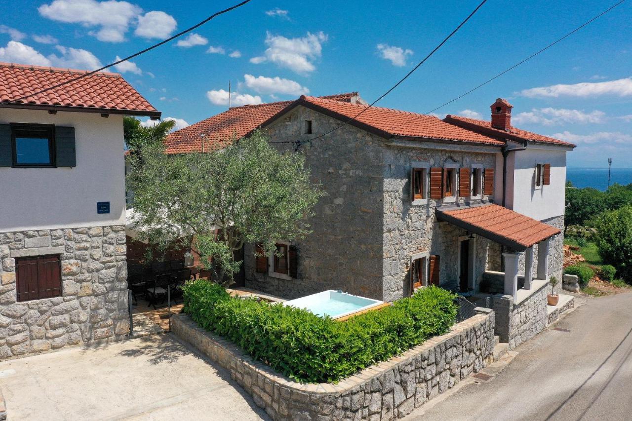 Villa Fani With Jacuzzi Icici Exterior photo
