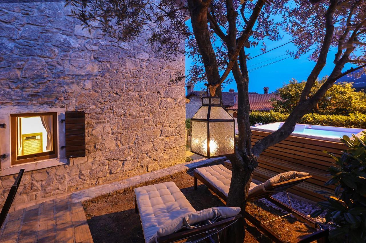Villa Fani With Jacuzzi Icici Exterior photo